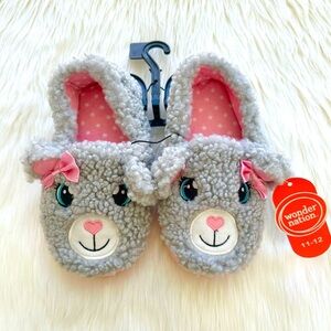GIRLS LAMB SLIPPERS